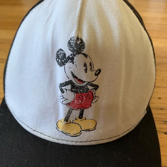 Disney Mickey Mouse graphic SnapBack baseball hat - Picture 2 of 5